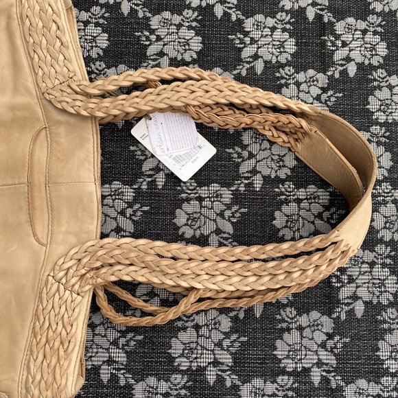 Hobo Forge Sandstorm Artisan Weave Braided Purse - Picture 7 of 12